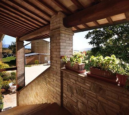 Agriturismo Bellarosa Assisi Exterior photo
