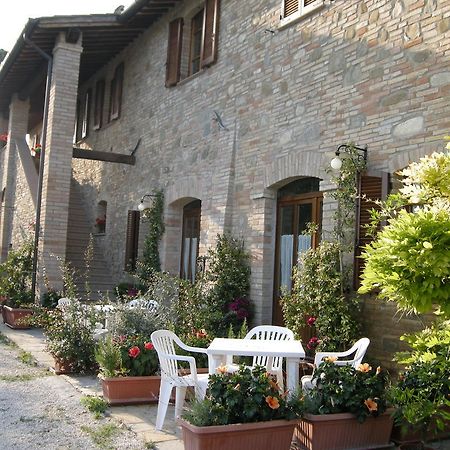 Agriturismo Bellarosa Assisi Exterior photo
